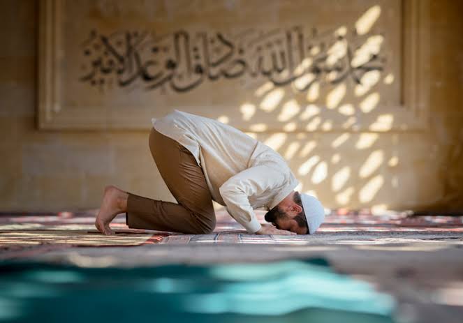 Khushu in Salah (Humility and Concentration in Prayer)