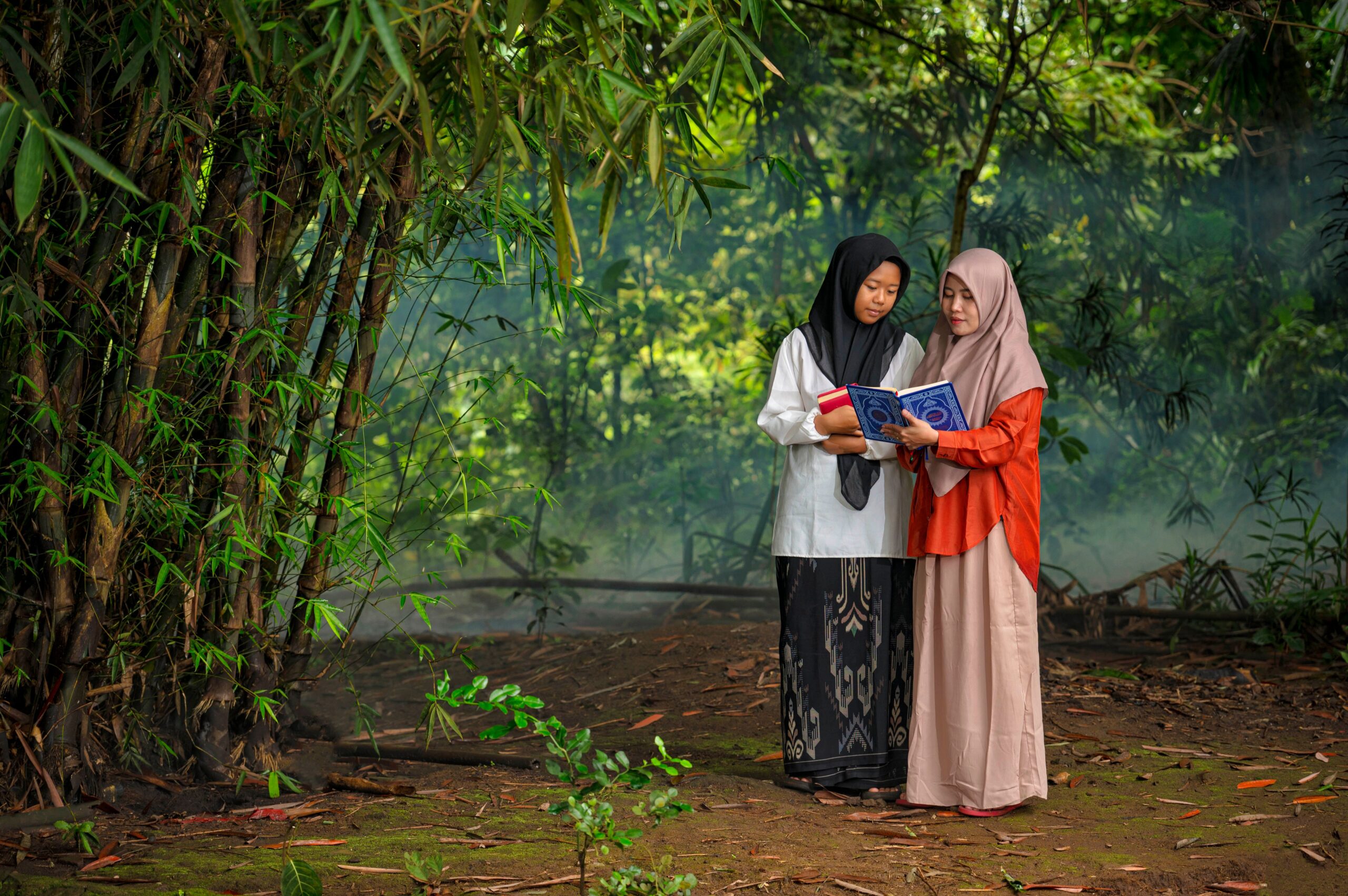 Muslims and the Environment: The Islamic Perspective on Sustainability, Climate Change, and Conservation